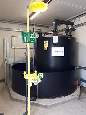 Day Tank - Chemical is transferred from each Bulk Storage tank via transfer pumps to a 2.5 m3 day tank located within the chemical dosing kiosk. 